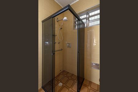 Casa à venda com 190m², 3 quartos e 2 vagasBanheiro