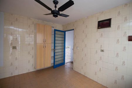 Casa à venda com 81m², 3 quartos e sem vaga Casa à venda com 81m², 3 quartos e sem vagaCozinha