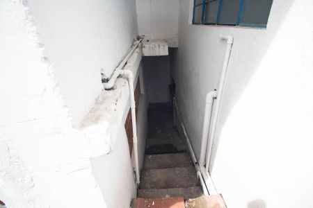 Casa à venda com 81m², 3 quartos e sem vaga
