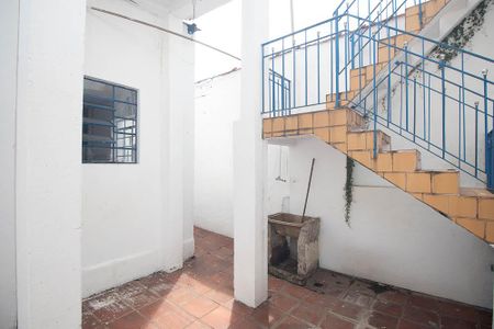 Casa à venda com 81m², 3 quartos e sem vaga Casa à venda com 81m², 3 quartos e sem vagaQuintal / Área de
