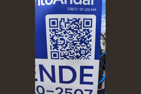 Casa à venda com 81m², 3 quartos e sem vaga