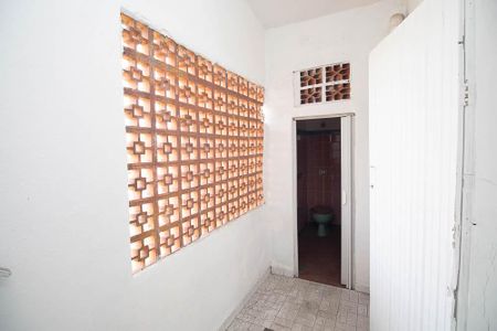 Casa à venda com 81m², 3 quartos e sem vaga