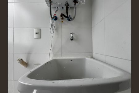 Apartamento para alugar com 382m², 3 quartos e 3 vagas Apartamento para alugar com 382m², 3 quartos e 3 vagasCozinha e Área de Serviço