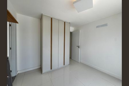 Apartamento para alugar com 382m², 3 quartos e 3 vagas Apartamento para alugar com 382m², 3 quartos e 3 vagasSuíte 2