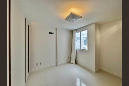 Apartamento para alugar com 382m², 3 quartos e 3 vagas Apartamento para alugar com 382m², 3 quartos e 3 vagasSuíte 3