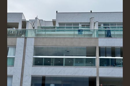 Apartamento para alugar com 382m², 3 quartos e 3 vagas Apartamento para alugar com 382m², 3 quartos e 3 vagasPlaquinha