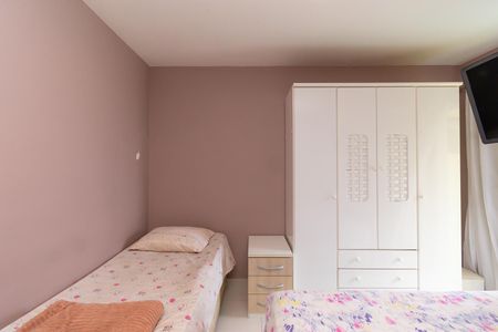 Casa à venda com 102m², 3 quartos e 2 vagasSuíte