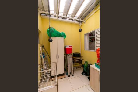 Casa à venda com 102m², 3 quartos e 2 vagasJardim de Inverno