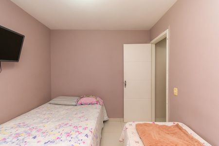 Casa à venda com 102m², 3 quartos e 2 vagasSuíte