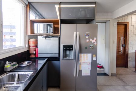 Apartamento à venda com 177m², 3 quartos e 3 vagas Apartamento à venda com 177m², 3 quartos e 3 vagasCozinha