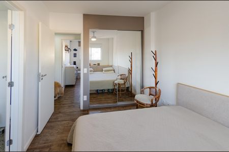 Apartamento à venda com 177m², 3 quartos e 3 vagas Apartamento à venda com 177m², 3 quartos e 3 vagasSuíte