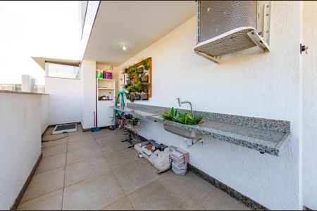 Apartamento à venda com 177m², 3 quartos e 3 vagas Apartamento à venda com 177m², 3 quartos e 3 vagasÁrea externa