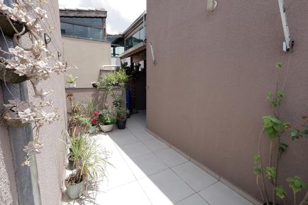 Apartamento à venda com 80m², 2 quartos e 2 vagas Apartamento à venda com 80m², 2 quartos e 2 vagasQuintal