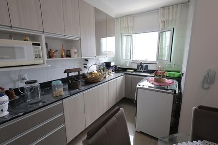 Apartamento à venda com 80m², 2 quartos e 2 vagas Apartamento à venda com 80m², 2 quartos e 2 vagasCozinha