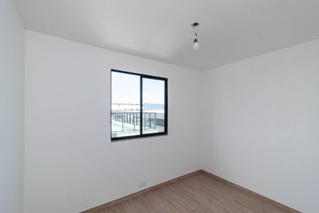 Quarto 1 de apartamento para alugar com 2 quartos, 42m² em Irajá, Rio de Janeiro