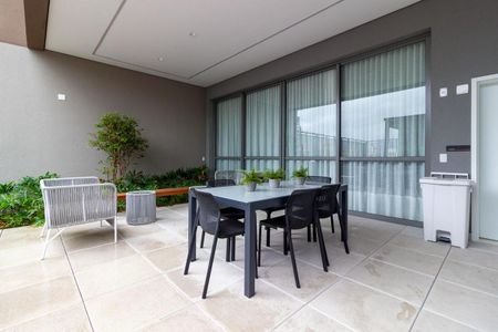 Apartamento à venda com 77m², 2 quartos e 1 vaga Apartamento à venda com 77m², 2 quartos e 1 vagaÁrea Comum - Lounge Externo