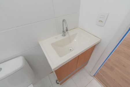 Banheiro de apartamento para alugar com 1 quarto, 34m² em Cambuci, São Paulo
