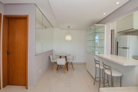 Sala de apartamento à venda com 2 quartos, 47m² em Morro Santana, Porto Alegre