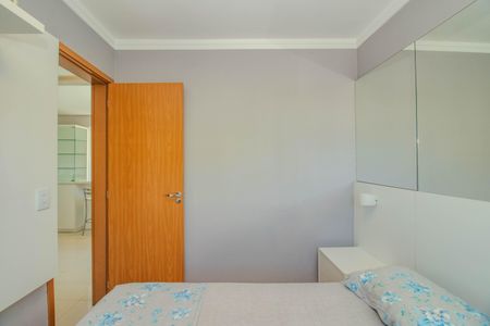 Quarto 1 de apartamento à venda com 2 quartos, 47m² em Morro Santana, Porto Alegre