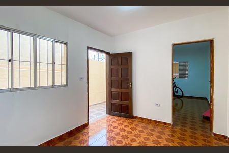 Casa à venda com 250m², 4 quartos e 2 vagasSala