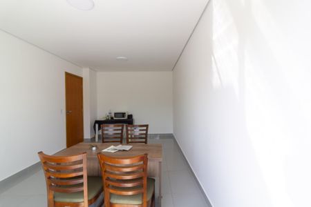 Apartamento à venda com 28m², 1 quarto e sem vaga Apartamento à venda com 28m², 1 quarto e sem vagaSalão de Festas