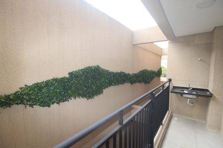 Sala - Varanda de apartamento para alugar com 2 quartos, 49m² em Santana, São Paulo