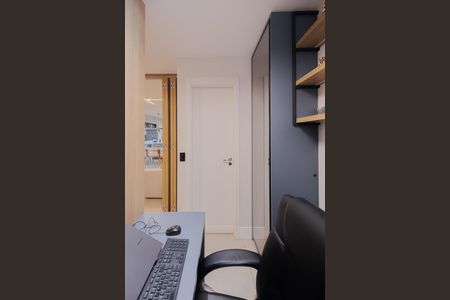 Apartamento à venda com 97m², 2 quartos e 1 vagaEscritório