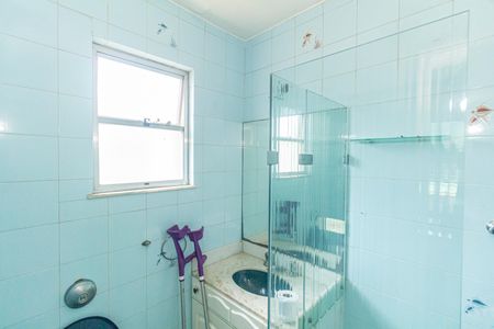 Apartamento para alugar com 240m², 4 quartos e 2 vagas Apartamento para alugar com 240m², 4 quartos e 2 vagasBanheiro da Suíte 2