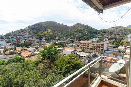 Apartamento para alugar com 240m², 4 quartos e 2 vagas Apartamento para alugar com 240m², 4 quartos e 2 vagasVaranda