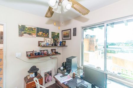 Apartamento para alugar com 240m², 4 quartos e 2 vagas Apartamento para alugar com 240m², 4 quartos e 2 vagasSuíte 2