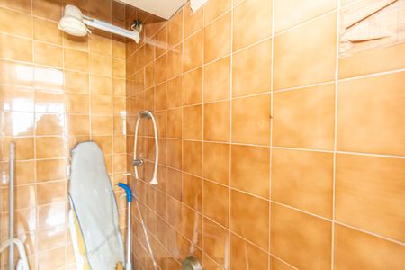 Apartamento para alugar com 240m², 4 quartos e 2 vagas Apartamento para alugar com 240m², 4 quartos e 2 vagasBanheiro de serviço