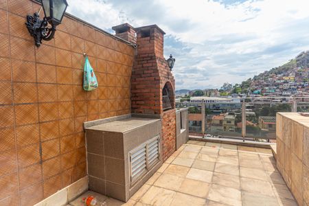 Apartamento para alugar com 240m², 4 quartos e 2 vagas Apartamento para alugar com 240m², 4 quartos e 2 vagasTerraço