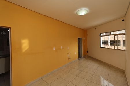 Sala de casa para alugar com 2 quartos, 80m² em Jardim Aclimacao, Santo André