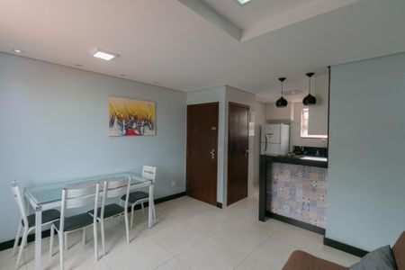 Apartamento à venda com 2 quartos, 55m² em Planalto, Belo Horizonte