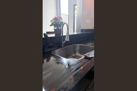 Casa à venda com 118m², 3 quartos e 2 vagasCozinha