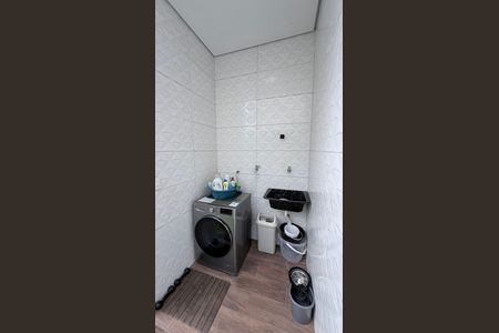 Casa à venda com 118m², 3 quartos e 2 vagasÁrea de Serviço