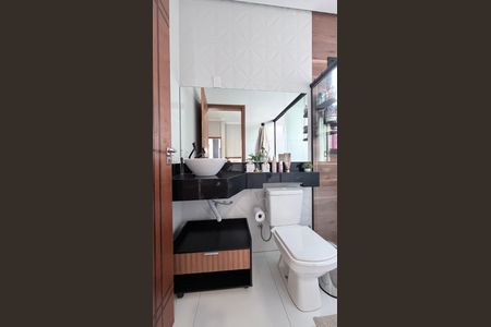 Casa à venda com 118m², 3 quartos e 2 vagasBanheiro da Suíte