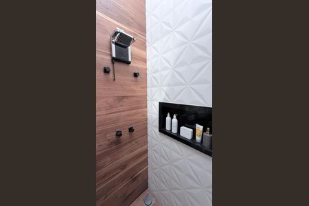 Casa à venda com 118m², 3 quartos e 2 vagasBanheiro