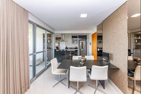 Apartamento à venda com 100m², 3 quartos e 2 vagas Apartamento à venda com 100m², 3 quartos e 2 vagasSala