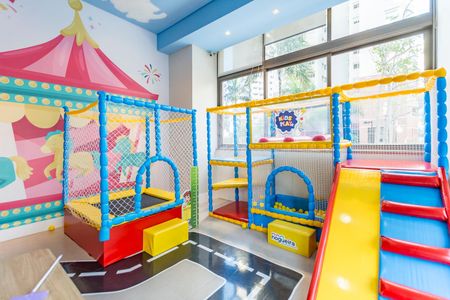 Apartamento à venda com 100m², 3 quartos e 2 vagas Apartamento à venda com 100m², 3 quartos e 2 vagasÁrea comum