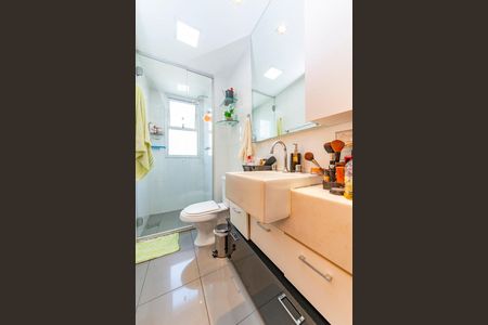 Apartamento à venda com 100m², 3 quartos e 2 vagas Apartamento à venda com 100m², 3 quartos e 2 vagasBanheiro Social