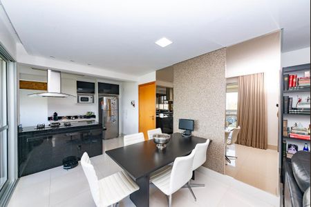 Apartamento à venda com 100m², 3 quartos e 2 vagas Apartamento à venda com 100m², 3 quartos e 2 vagasSala