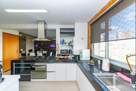 Apartamento à venda com 100m², 3 quartos e 2 vagas Apartamento à venda com 100m², 3 quartos e 2 vagasCozinha