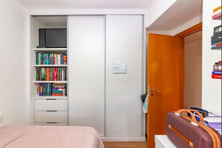 Apartamento à venda com 100m², 3 quartos e 2 vagas Apartamento à venda com 100m², 3 quartos e 2 vagasQuarto 2