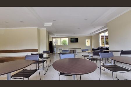 Apartamento à venda com 119m², 3 quartos e 2 vagas Apartamento à venda com 119m², 3 quartos e 2 vagasÁrea comum - Salão de festas