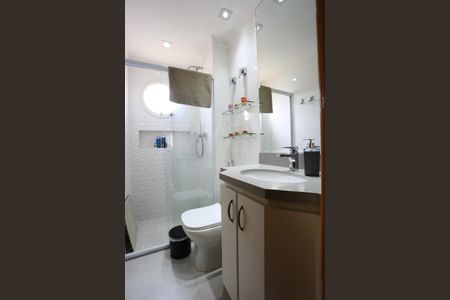 Apartamento à venda com 119m², 3 quartos e 2 vagas Apartamento à venda com 119m², 3 quartos e 2 vagasBanheiro