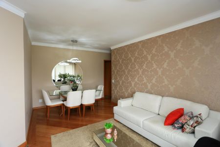 Apartamento à venda com 119m², 3 quartos e 2 vagas Apartamento à venda com 119m², 3 quartos e 2 vagasSala