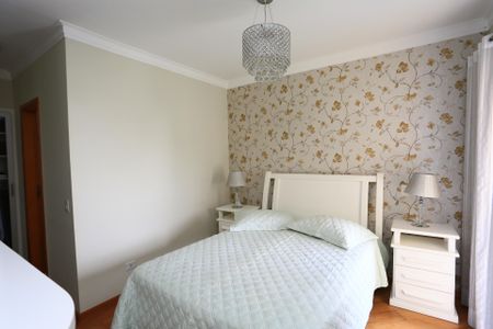 Apartamento à venda com 119m², 3 quartos e 2 vagas Apartamento à venda com 119m², 3 quartos e 2 vagasSuíte