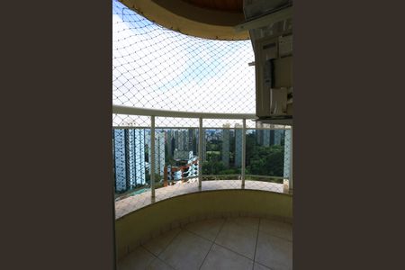 Apartamento à venda com 119m², 3 quartos e 2 vagas Apartamento à venda com 119m², 3 quartos e 2 vagasVaranda da Suíte