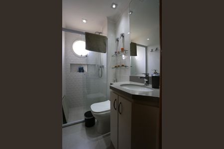 Apartamento à venda com 119m², 3 quartos e 2 vagas Apartamento à venda com 119m², 3 quartos e 2 vagasBanheiro